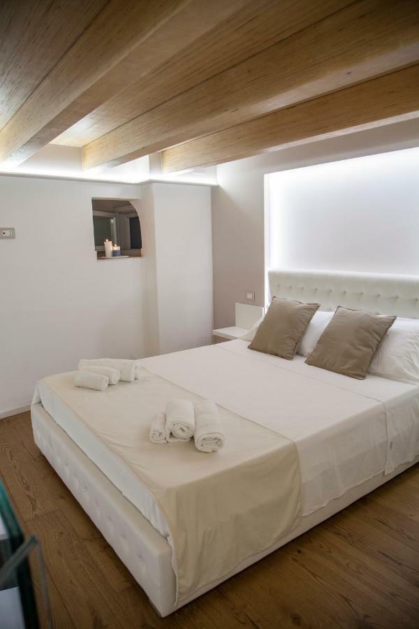 Le Dimore Di Puglia - Palazzo Pinto Monopoli Εξωτερικό φωτογραφία